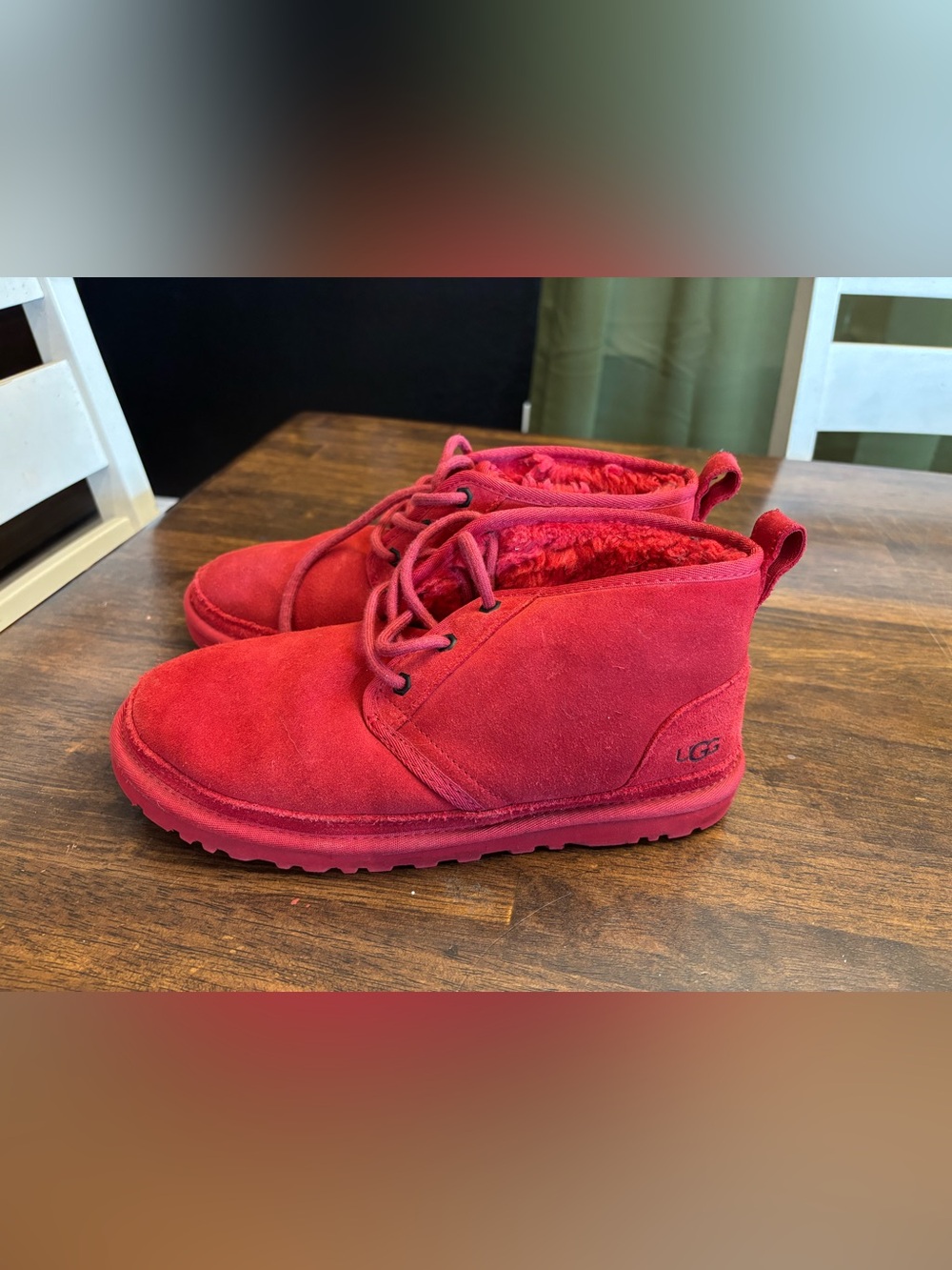 UGG Neumel Red Suede Chukka Boots Women’s Size 8 Lace Up Sheepskin Lined